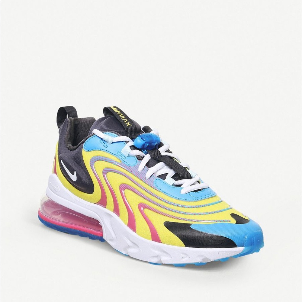 NIKE - Picture 3 of 5